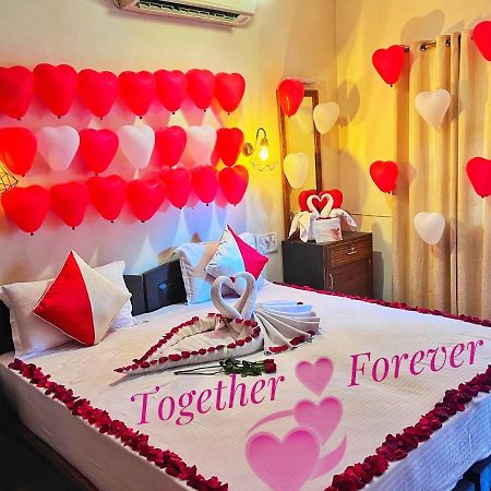 Baga Fantacia Beach Inn 卡兰古特 外观 照片