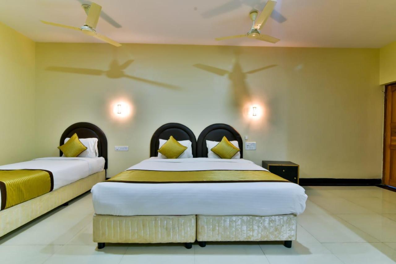 Baga Fantacia Beach Inn 卡兰古特 外观 照片