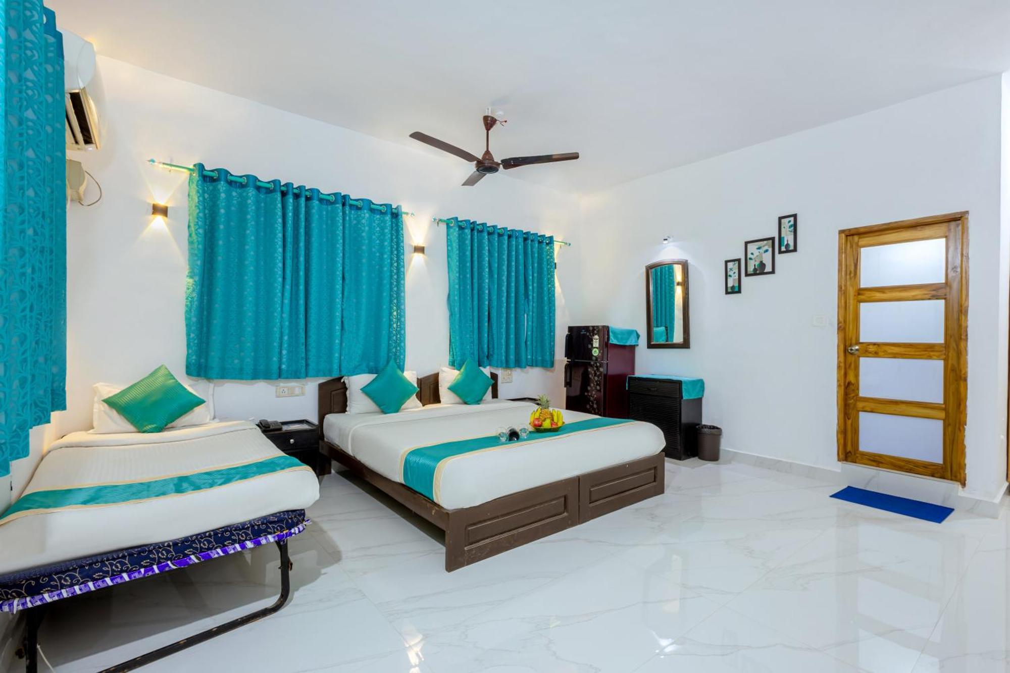Baga Fantacia Beach Inn 卡兰古特 客房 照片